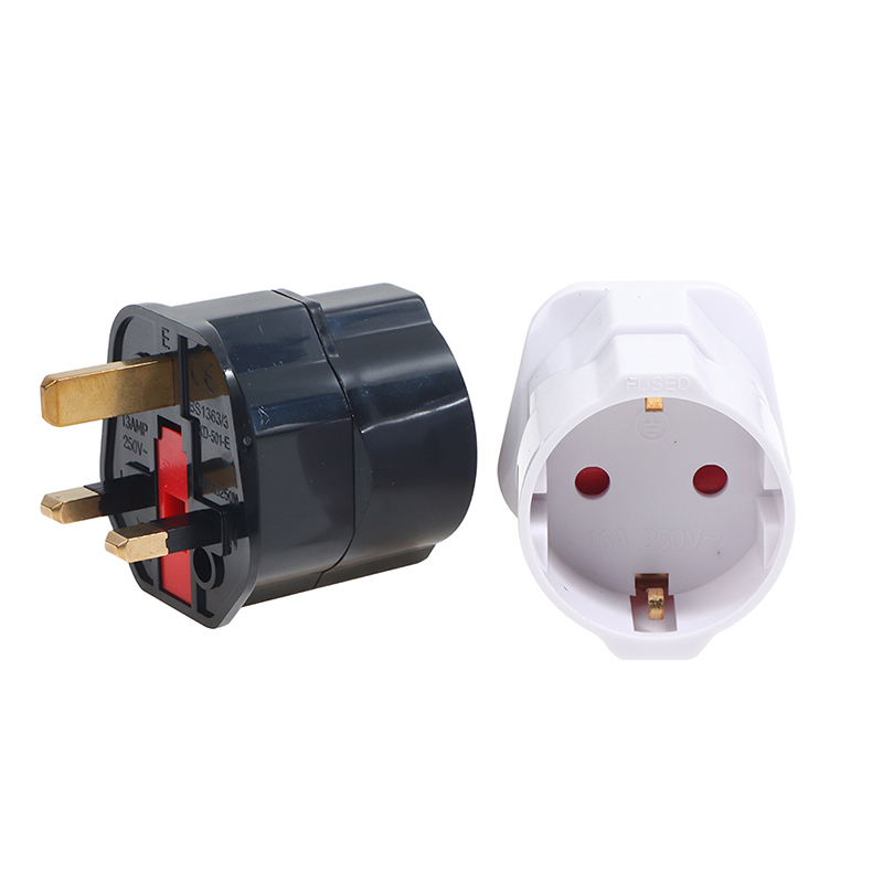 Travel Accessories Europe - 1 szt. Adapter podróżny z europejskim